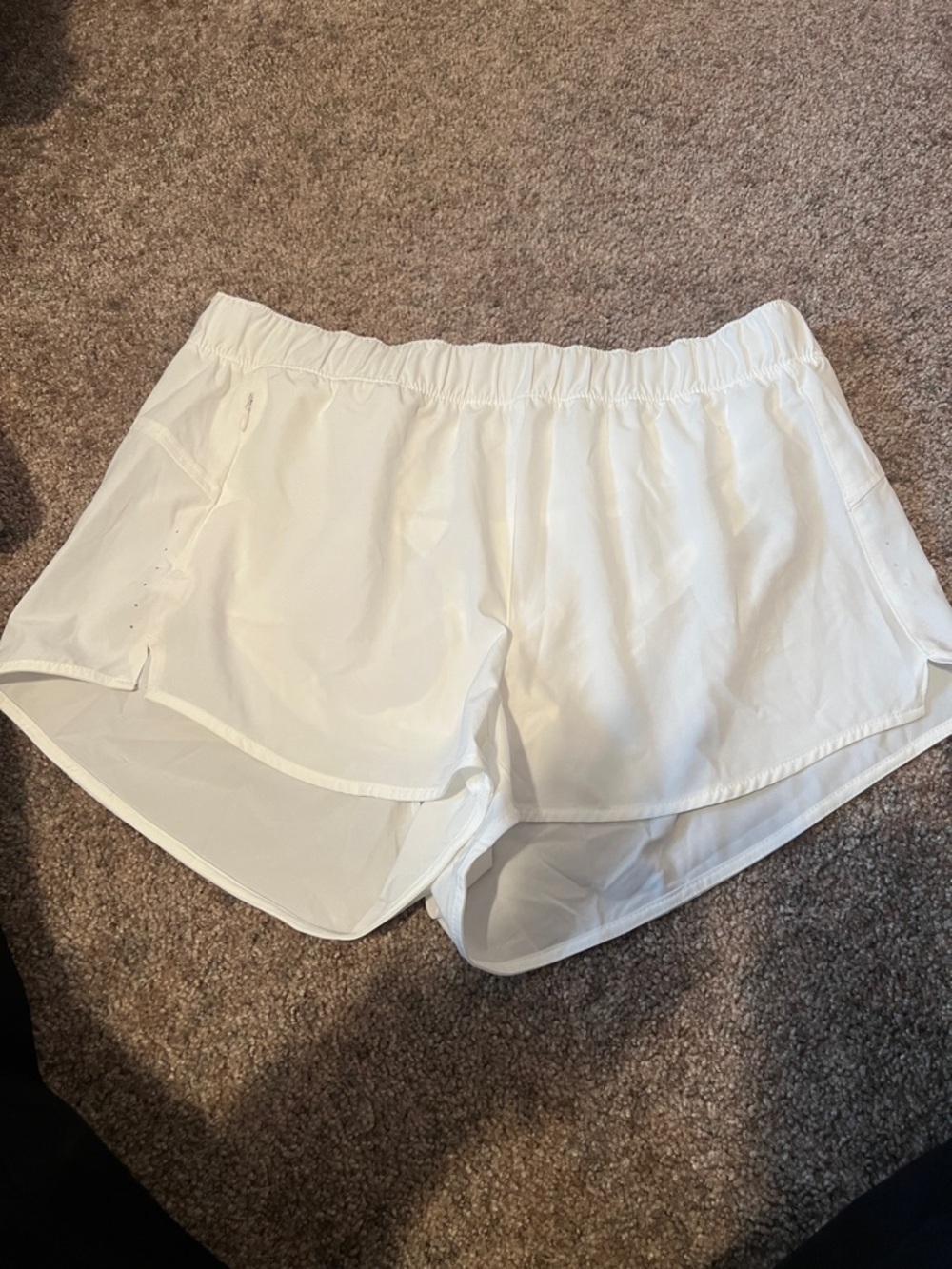 Old Navy Active Women’s White Running Shorts, Large
